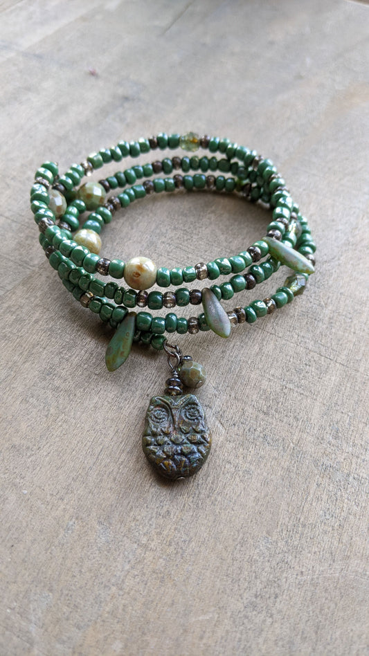 Beaded Memory Wire Bracelet ~ Green