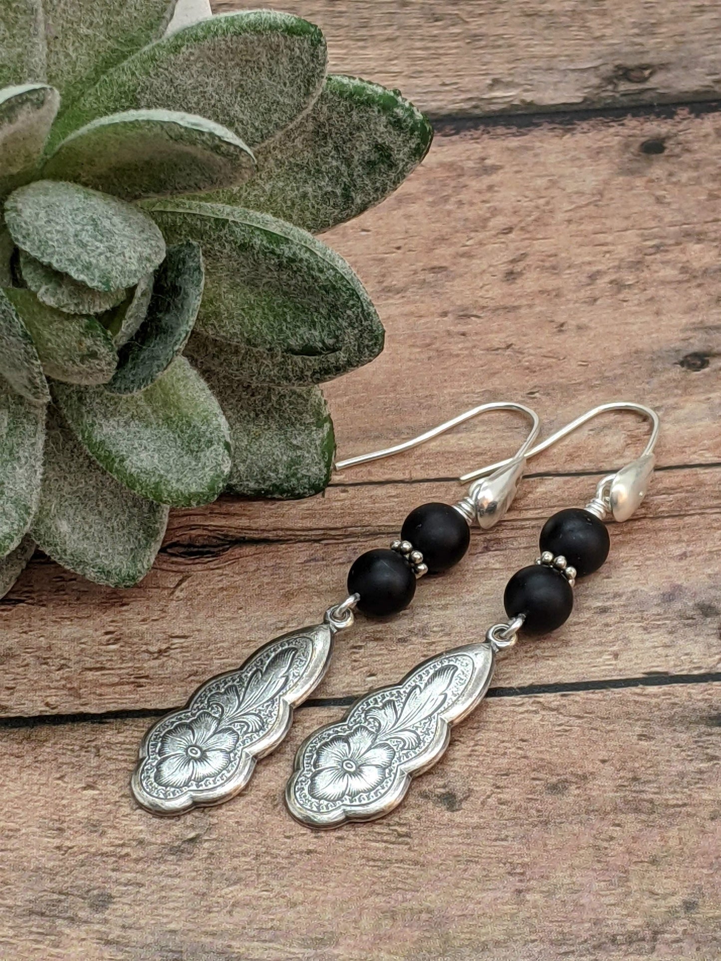 Bohemian earrings black and silver