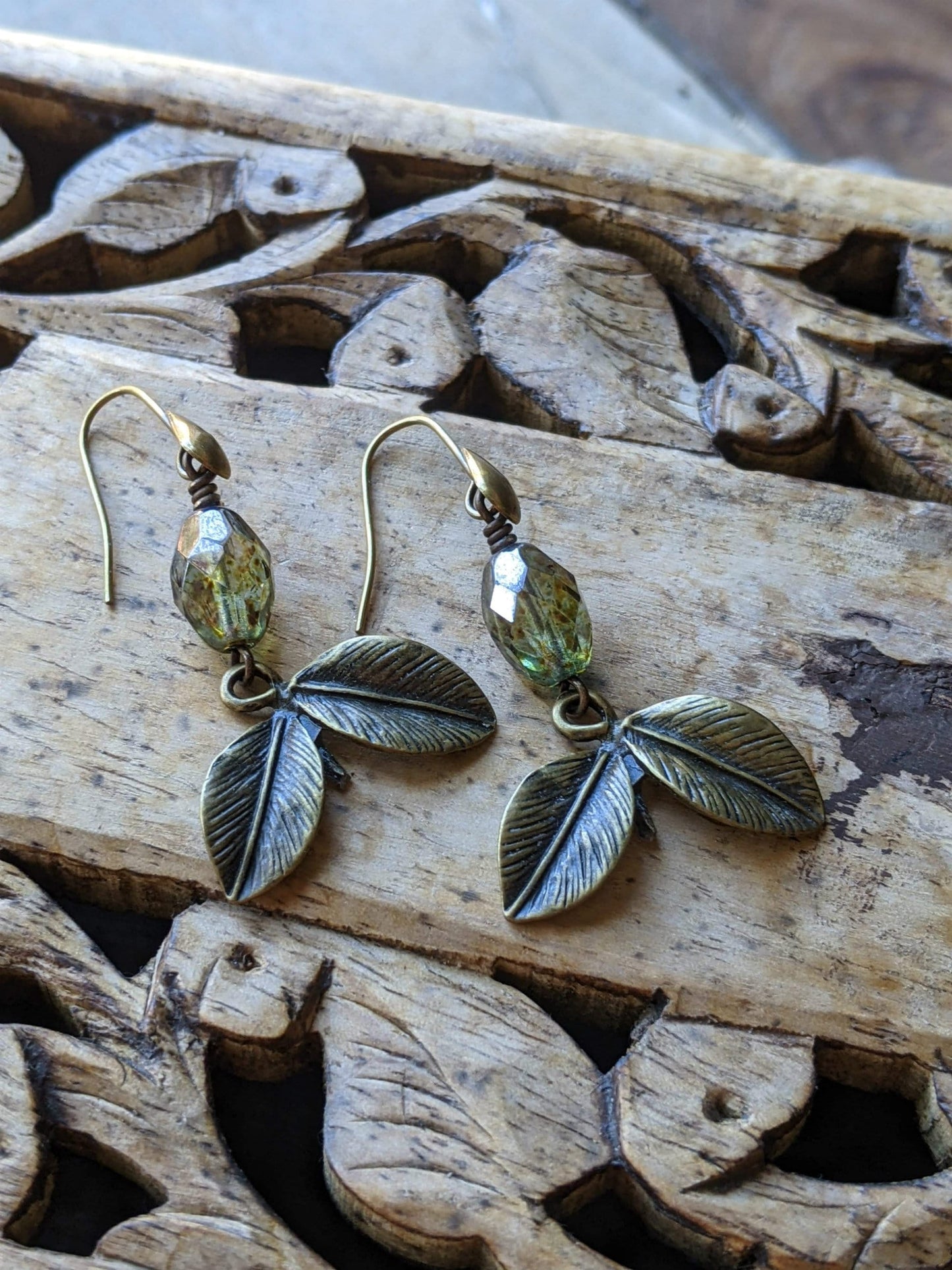 Leaf Earrings Green Glass