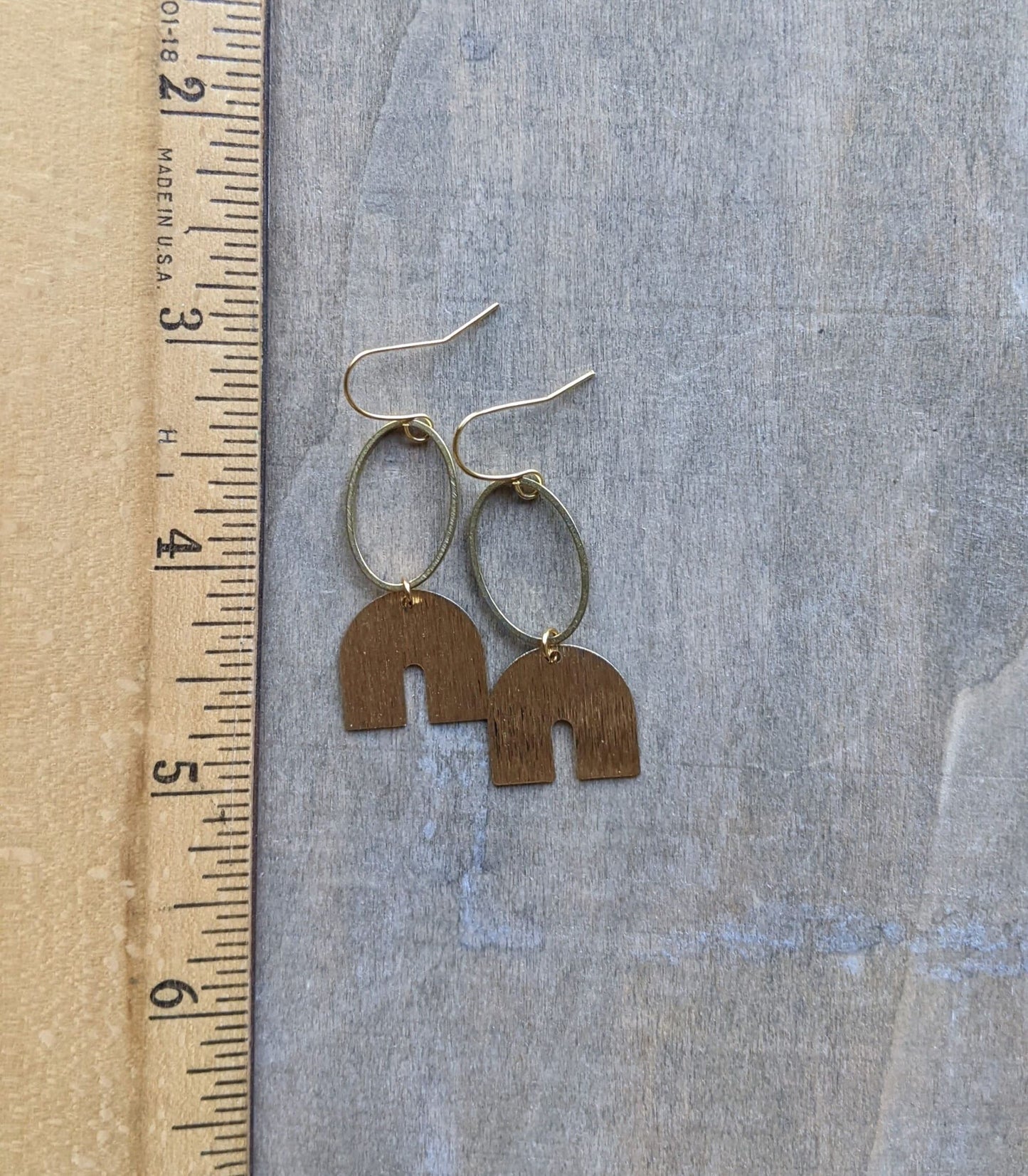 Minimal Geometric Arch Earrings